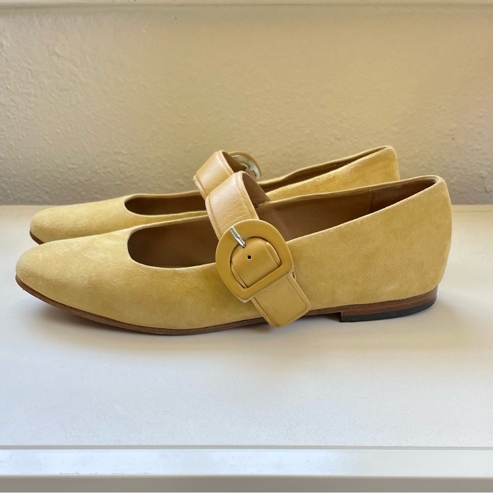 M. Gemi Adelina Mary janes